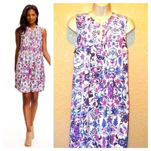 Sz M Old Navy White Floral Pintuck Swing Dress